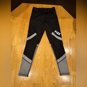 PINK Victoria's Secret Leggings in Black and Gray size medium